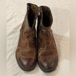 Women’s Ariat boots